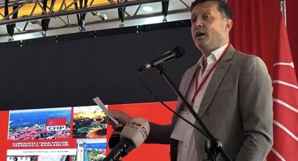 Çerkezköy Belediye Başkanı Akay'dan partisinin yöneticilerine sert eleştiri