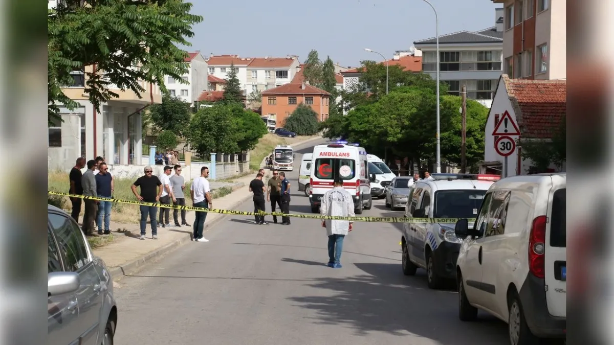 Eskişehir'de korkunç cinayet: Kızını ve torununu öldürdü! haberinin görseli
