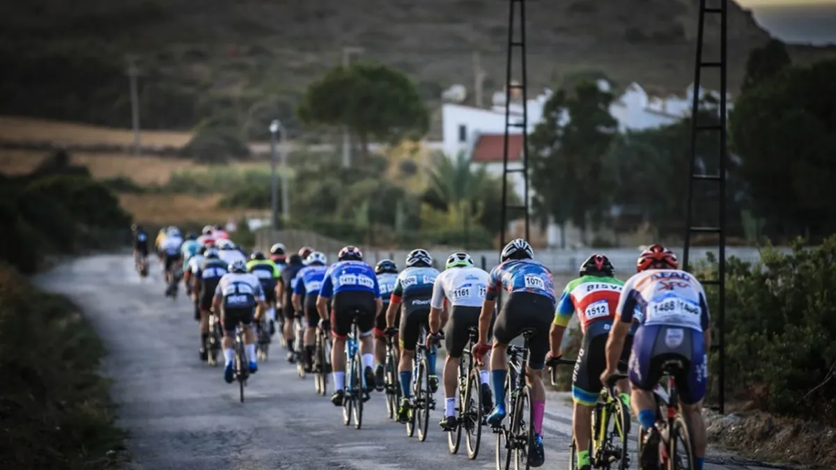 Gran Fondo Çeşme 2025: Pedallar dokuzuncu kez dostluk için dönüyor haberinin görseli