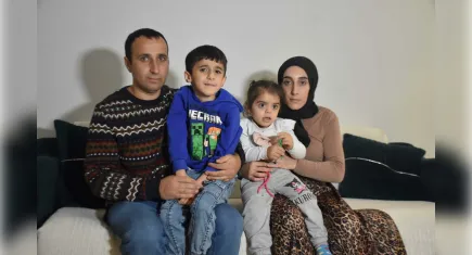 İzmir'de 7 yaşındaki Serhat hem DMD hem otizmle mücadele ediyor