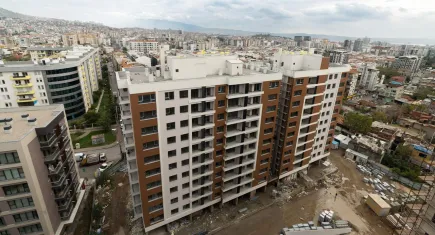İzmir’de kentsel dönüşüm hızlandı: Örnekköy’de anahtar teslimi başlıyor