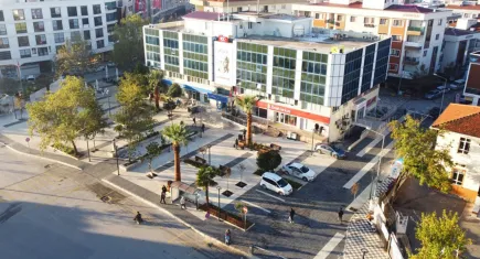 Menderes’te tiyatroya adım atmak isteyen çocuklar için kayıtlar başladı