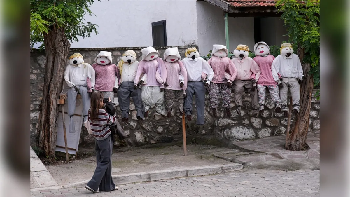 Sanatla süslenen Barbaros, “dünyanın en iyi turizm köyleri” arasında haberinin görseli