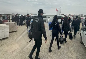Şantiyede sopa ve bıçaklı kavga: 4 yaralı