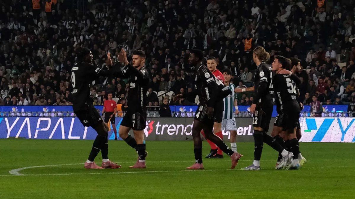Tümosan Konyaspor – Beşiktaş: Süper Lig’de Erteleme Mücadelesi Başladı haberinin görseli