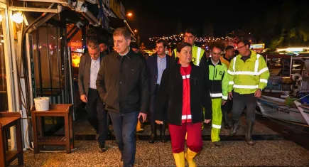 Başkan Cemil Tugay Foça’da