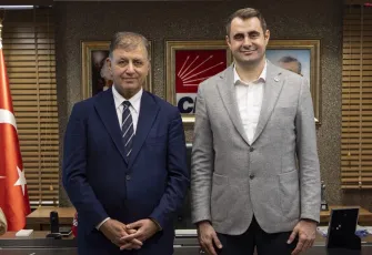 Başkan Tugay’dan İl Başkanlığına tebrik ziyareti