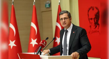 Deniz Yücel: Bu devran elbet dönecek