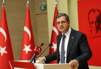 Deniz Yücel: Bu devran elbet dönecek
