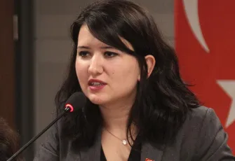 CHP’li Gökçen’den gazetecilere özgürlük çağrısı