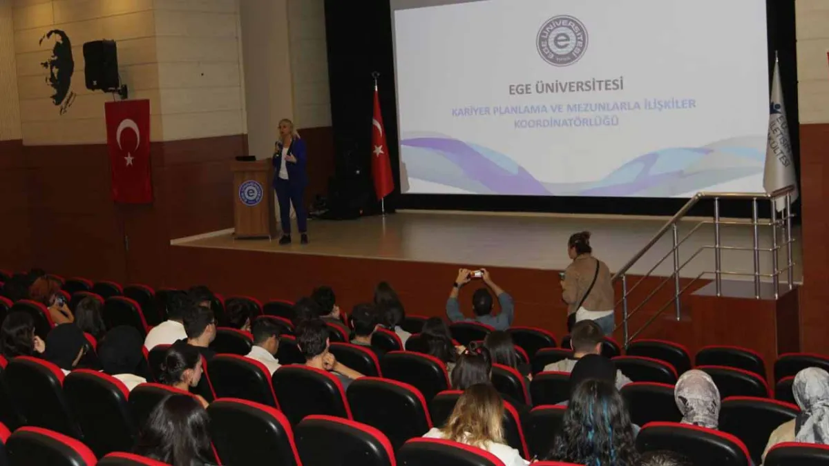 Ege Üniversitesi’nde kariyer planlama semineri haberinin görseli