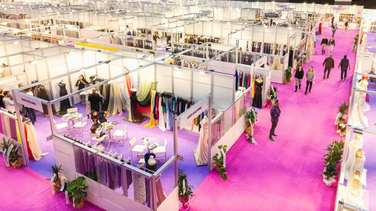 2026 modasının ilk sinyalleri İzmir’den: Fashion Prime podyumda parladı haberinin görseli
