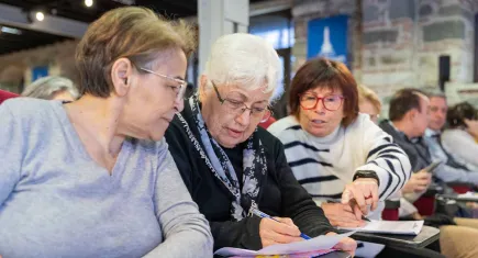 3. Yaş Üniversitesi’ne yoğun ilgi: İzmirliler için ikinci eğitim merkezi açıldı