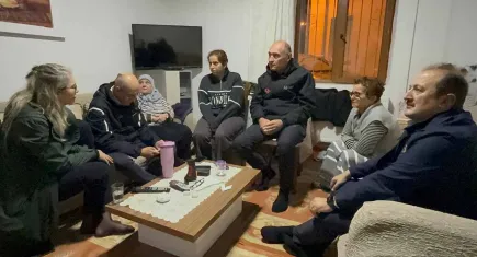 AK Partili Çankırı, selde kaybolan Bülent Kaptanoğlu’nun ailesini ziyaret etti