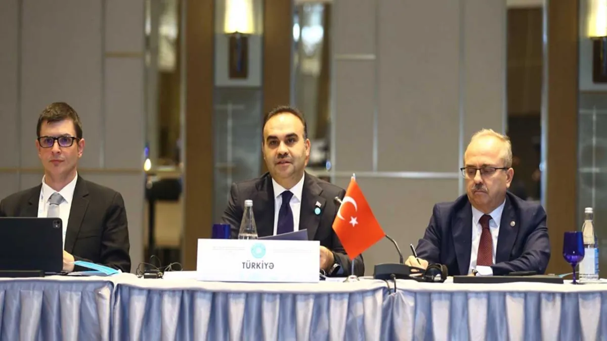 Bakan Kacır: Türk Dünyası, yeni sanayi çağında güçlü bir aktör olacak haberinin görseli