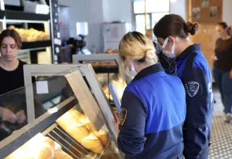 Çeşme’de fırınlara sıkı denetim: 4 işletmeye ceza kesildi