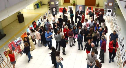 Ege Üniversitesi’nde ‘29 Ekim Cumhuriyet Bayramı Plastik Sanatlar Grup Sergisi’ açıldı