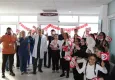 EÜ Diş Hekimliği Fakültesi, miniklerle cumhuriyet coşkusunu paylaştı