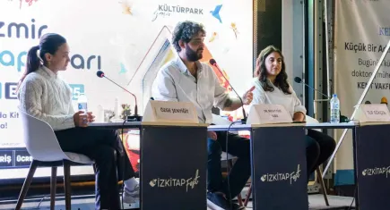İZKİTAP’ta Fikir Söyleşileri: Kadifekale Mahalle Bostanı, kentsel adalet ve eşitlik konuşuldu