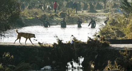 İzmir'de selde kaybolan kişiyi arama çalışmaları devam ediyor