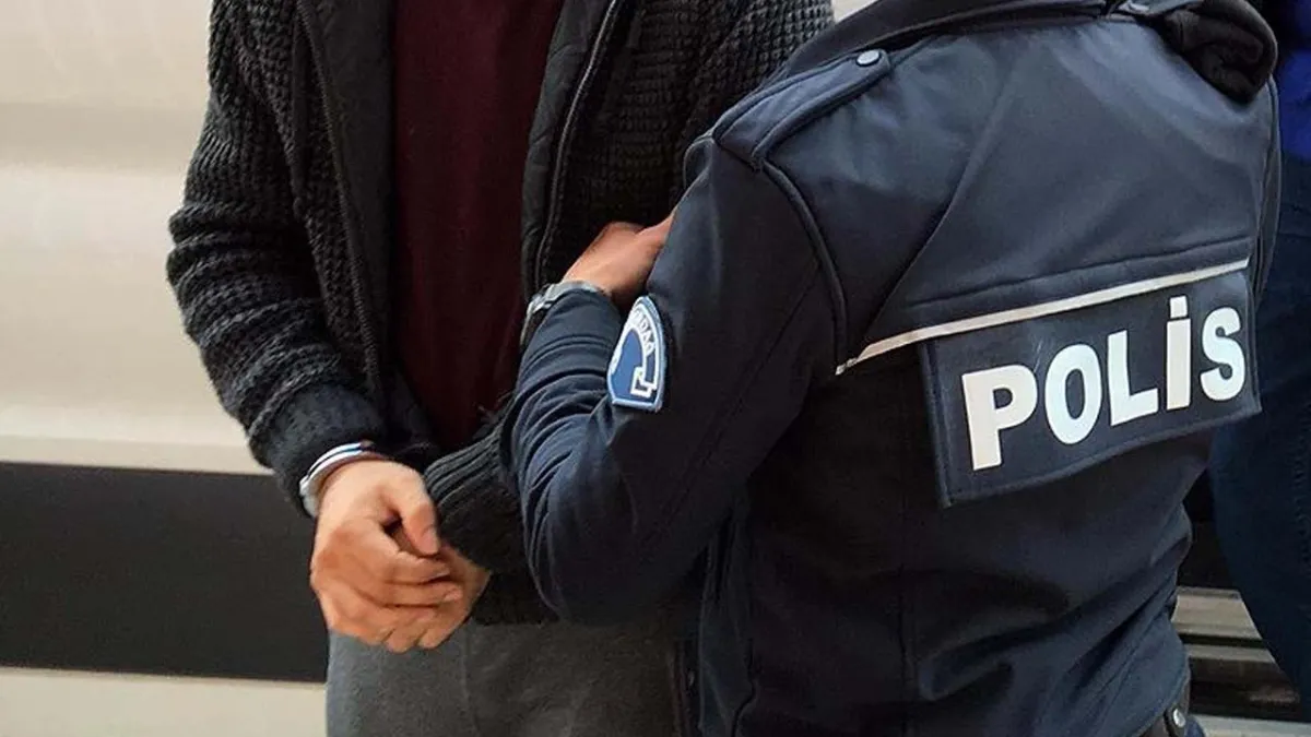 İzmir haber: Eski eşini bıçaklayan şüpheli yakalandı haberinin görseli