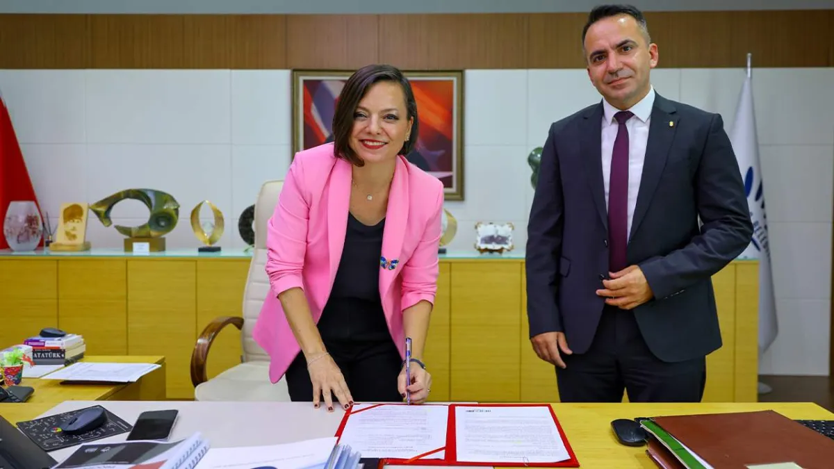 Karabağlar Belediyesi işçilerine rekor promosyon haberinin görseli