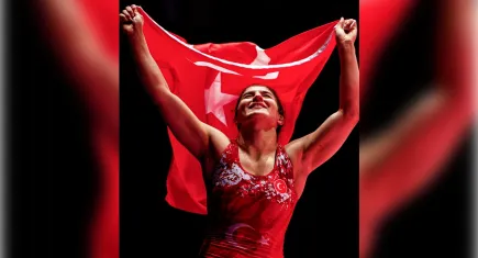 Nesrin Baş’tan Üçüncü Dünya Şampiyonluğu