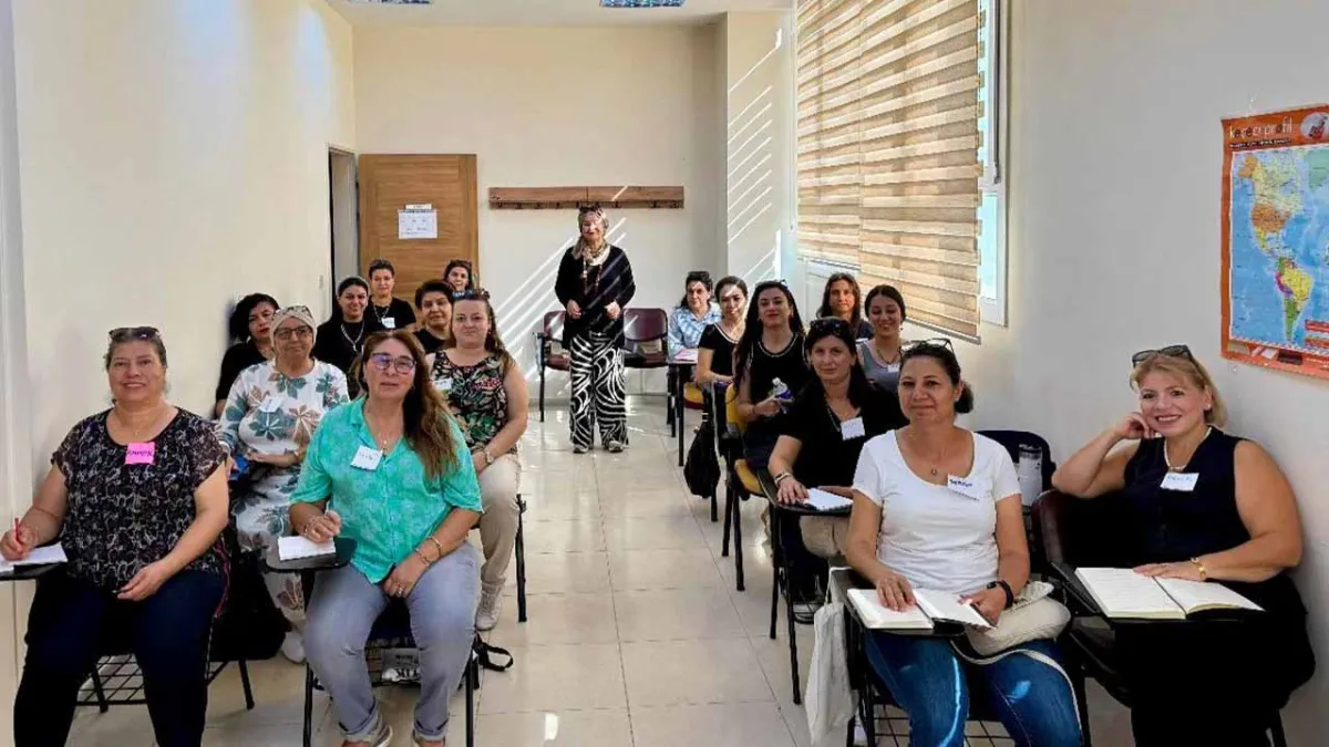 Örnekköy Kadın Dayanışma Merkezi’nde yeni dönem dil kursları başladı haberinin görseli
