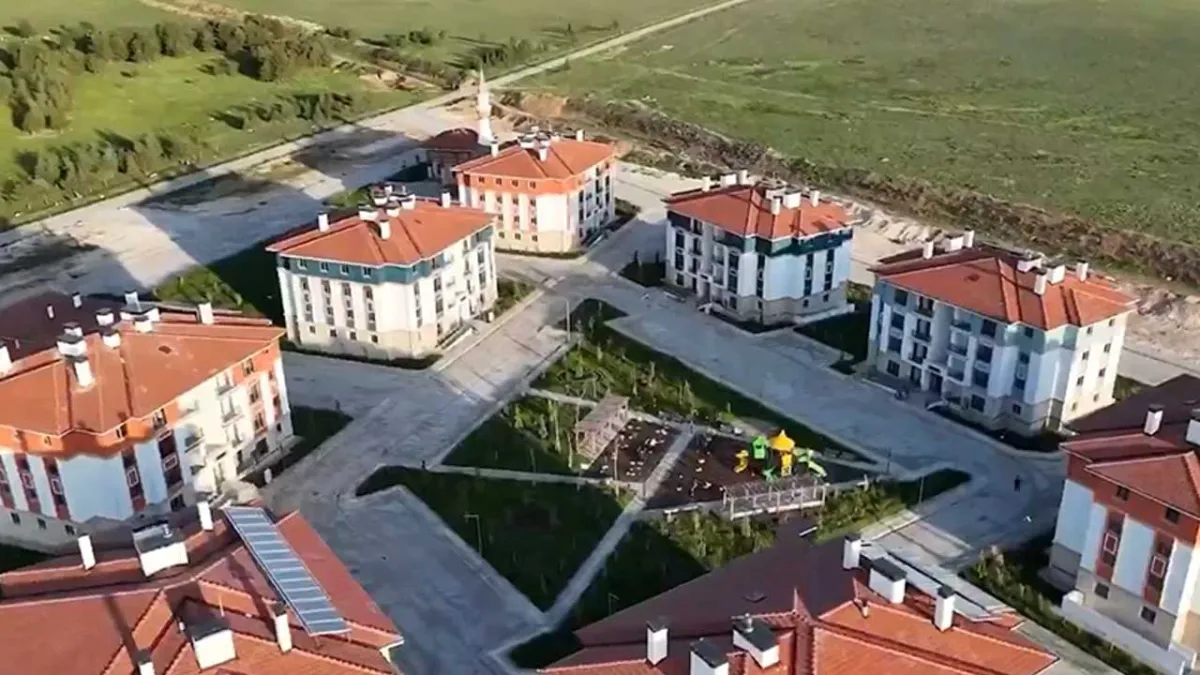 Sosyal konut projesinin ödeme planı belli oldu! haberinin görseli