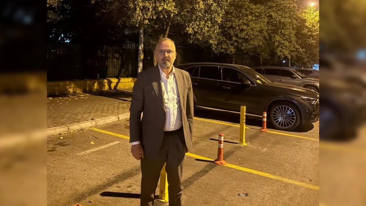 Alsancak’taki park çilesine Yıldız’dan ‘Zihni Sinir Belediyeciliği’ tepkisi haberinin görseli