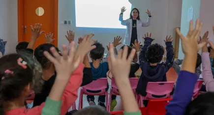 Bayraklı’da miniklere el hijyeni eğitimi