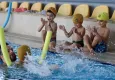 Buca Belediyesi’nden miniklere ücretsiz yüzme eğitimi