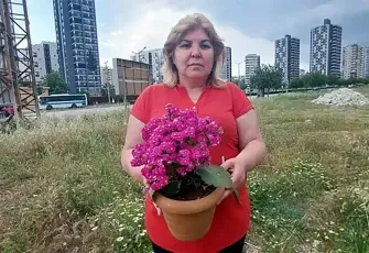Çiçek teslimi sandı, 95 bin dolarlık senet imzaladı