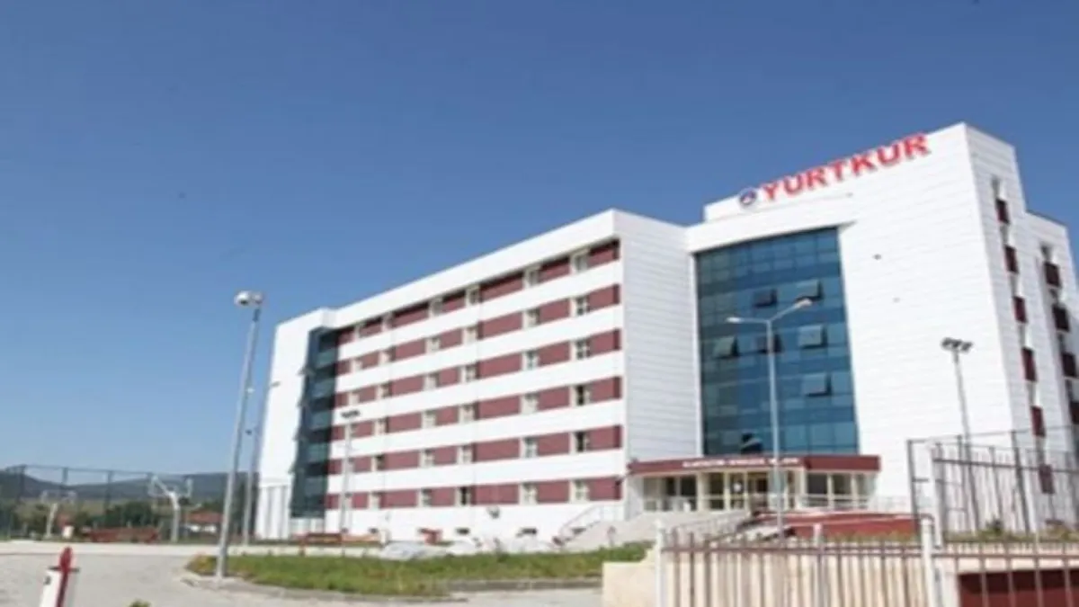 KYK yurdundan 80 kız öğrenci zehirlenme şüphesiyle hastanede! haberinin görseli