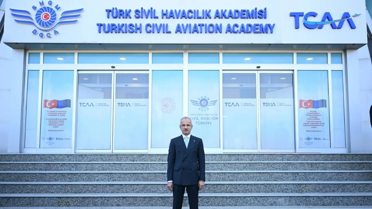Türkiye'de havacılıkta yeni dönem: 'Her ilçeye bir hava kampüsü' vizyonu! haberinin görseli