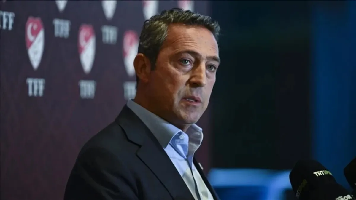 Ali Koç'tan Fenerbahçe'ye milyarlarca lira bağış! haberinin görseli