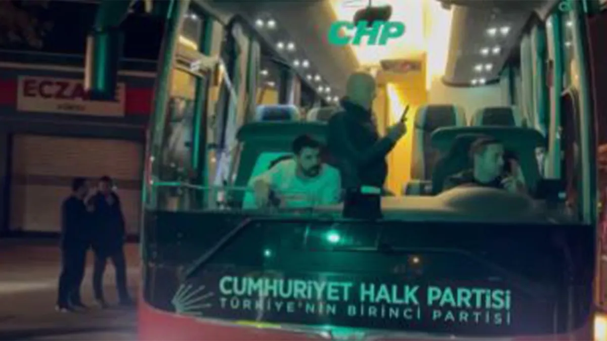 Çağlayan’da gerginlik: CHP’nin seçim aracı durduruldu haberinin görseli