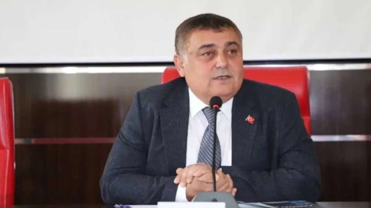 CHP'den istifa etmişti: O belediye başkanı hangi partiye geçiyor? haberinin görseli