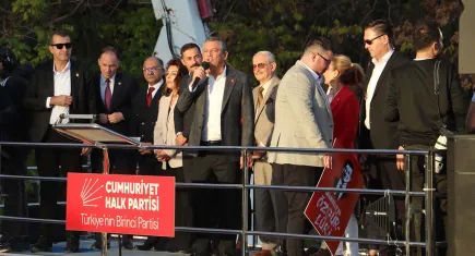 CHP Genel Başkanı Özgür Özel: Yasaksız Türkiye, vizesiz Avrupa geliyor