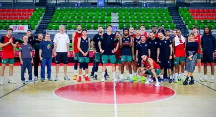 Kaf-Kaf, Galatasaray deplasmanında