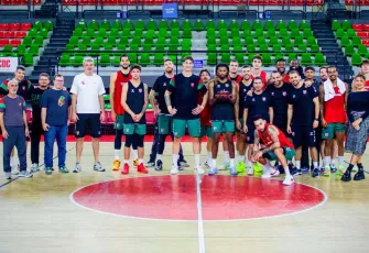 Kaf-Kaf, Galatasaray deplasmanında