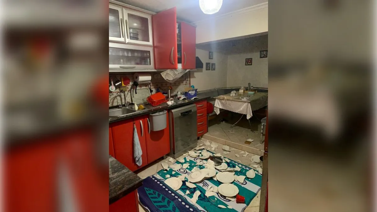 Karşıyaka’da yıkım korkusu: Her gün 6 şiddetinde deprem yaşıyoruz haberinin görseli