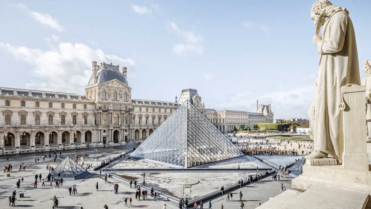 Louvre Müzesi'ndeki bazı mücevherler merkez bankasına taşındı haberinin görseli
