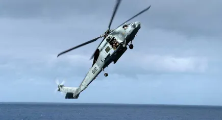 ABD Donanması’na ait helikopter Çin Denizi’ne düştü