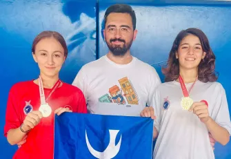 Aliağalı Taekwondoculardan Cumhuriyet Bayramı’nda çifte şampiyonluk