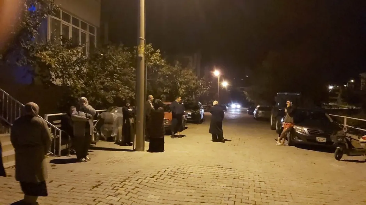 Balıkesir'de 6.1 büyüklüğünde deprem! haberinin görseli