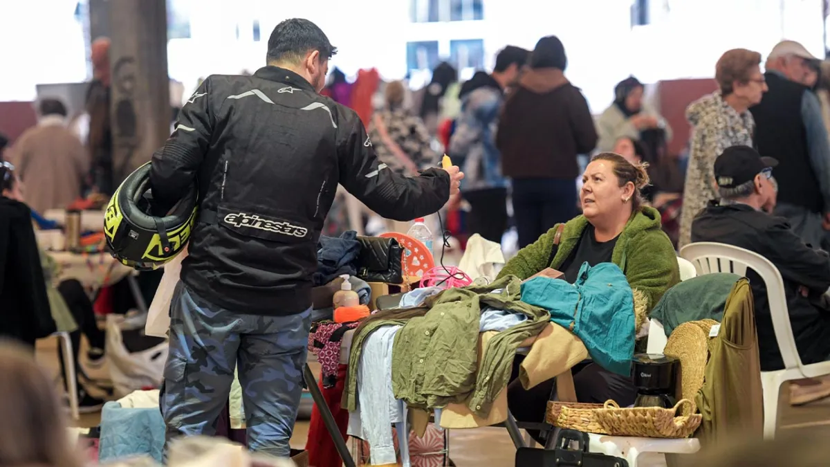 İkinci El Pazarı İzmir’in 5 ilçesin dayanışmayı büyütüyor  haberinin görseli