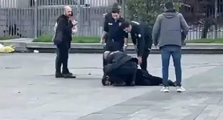 İstanbul Adalet Sarayı önünde silah sesleri