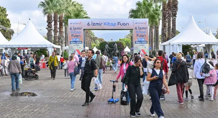 İZKİTAP, İzmir’i 10 gün boyunca kitap ve sanatla buluşturdu