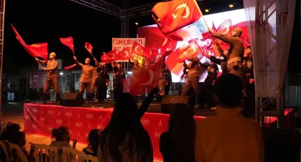 İzmir’de ‘Cumhuriyet Her Yerde’ kutlamaları Bergama’da devam etti